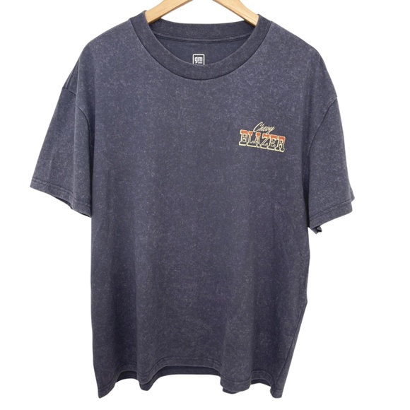 Chevy Blazer Crop Fit Graphic T-Shirt Men’s Large - Picture 2 of 10